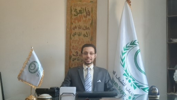 الأمين العام يجرى إتصالاً هاتفياً برئيس إتحاد المبدعين العرب